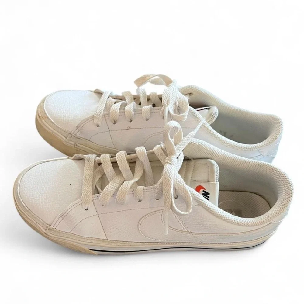 Nike Court Sneakers
